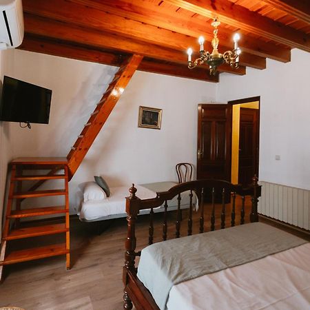 Komodo Casa Maravillas Rooms Sevilla Bagian luar foto
