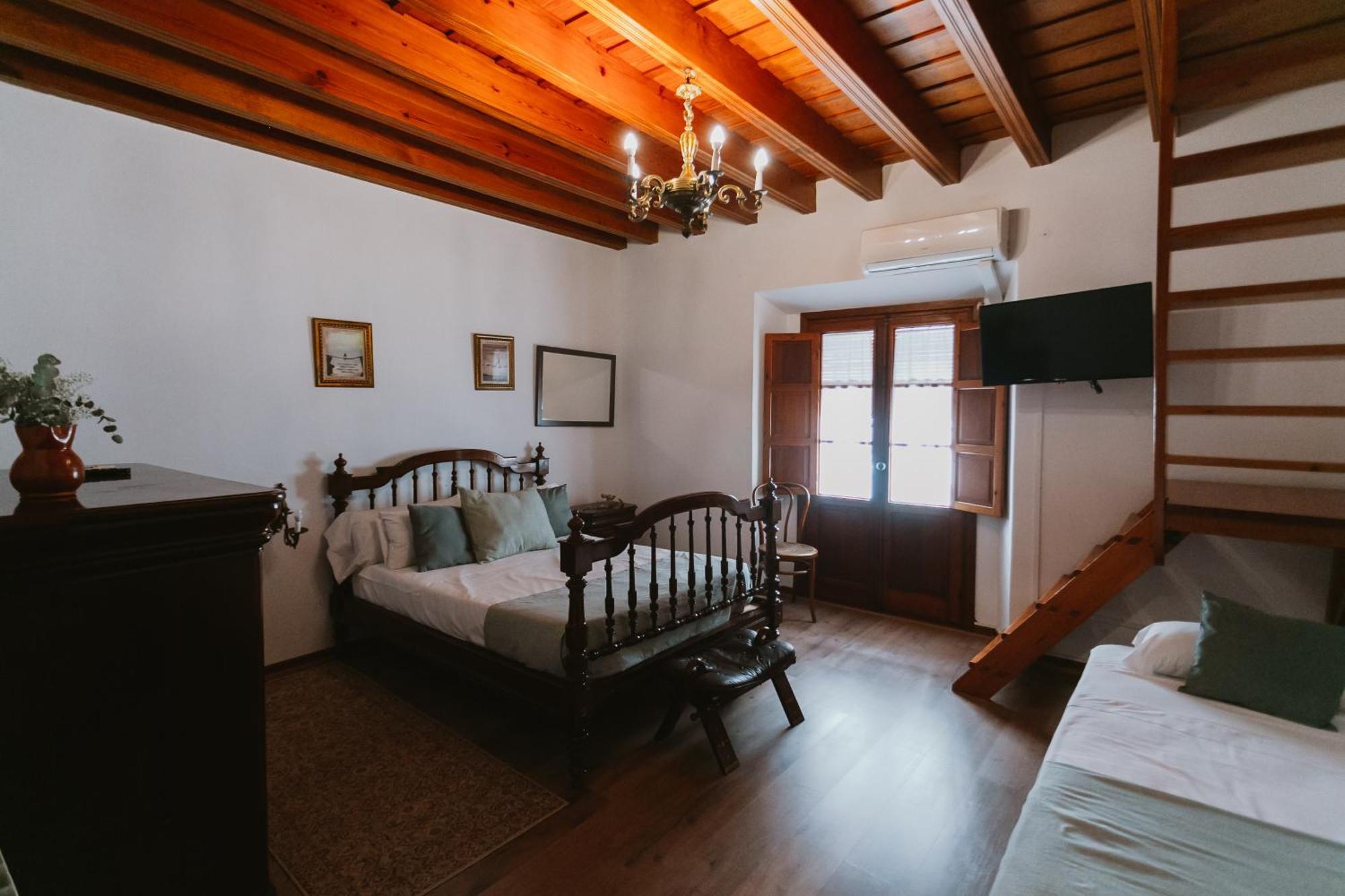 Komodo Casa Maravillas Rooms Sevilla Bagian luar foto